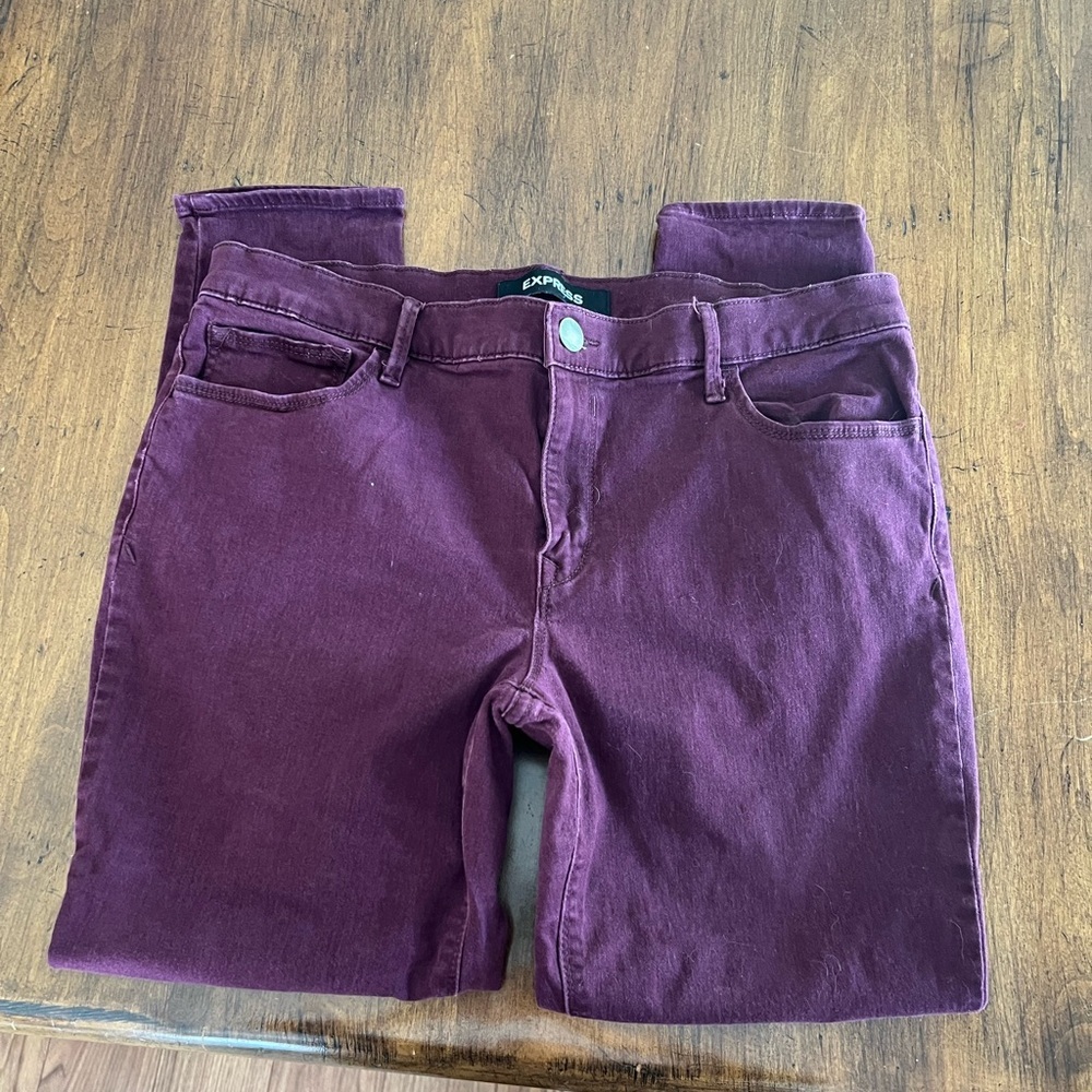 Express Red Mid Rise Legging - Picture 2 of 4
